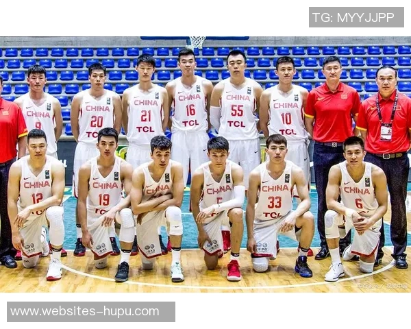 中国香港男篮迎战日本队争夺亚洲篮球赛重要胜利