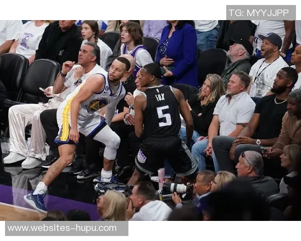 尼克斯与鹈鹕精彩对决直播全程回顾与赛后分析